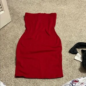Elegant Red Strapless Dress